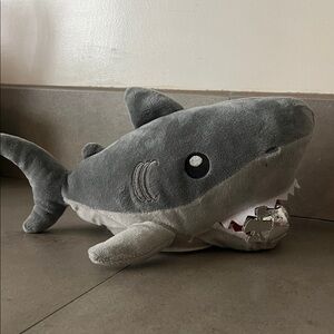 Universal City Studios Gray Shark Plush Toy. Makes scary sounds